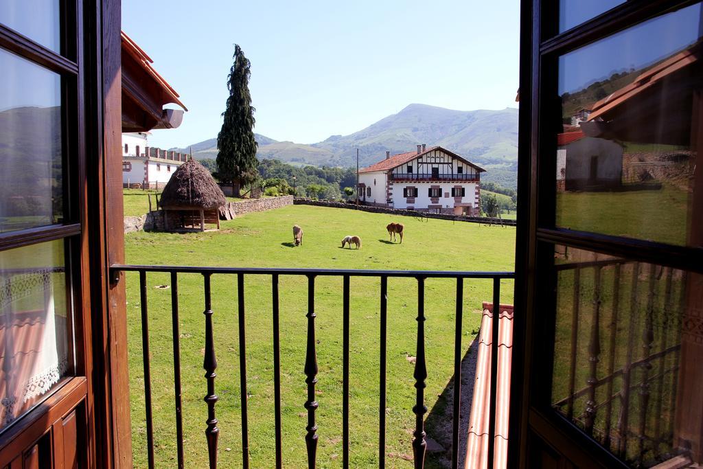 Casa Rural Gananea Zuaztoy de Azpilcueta Ruang foto